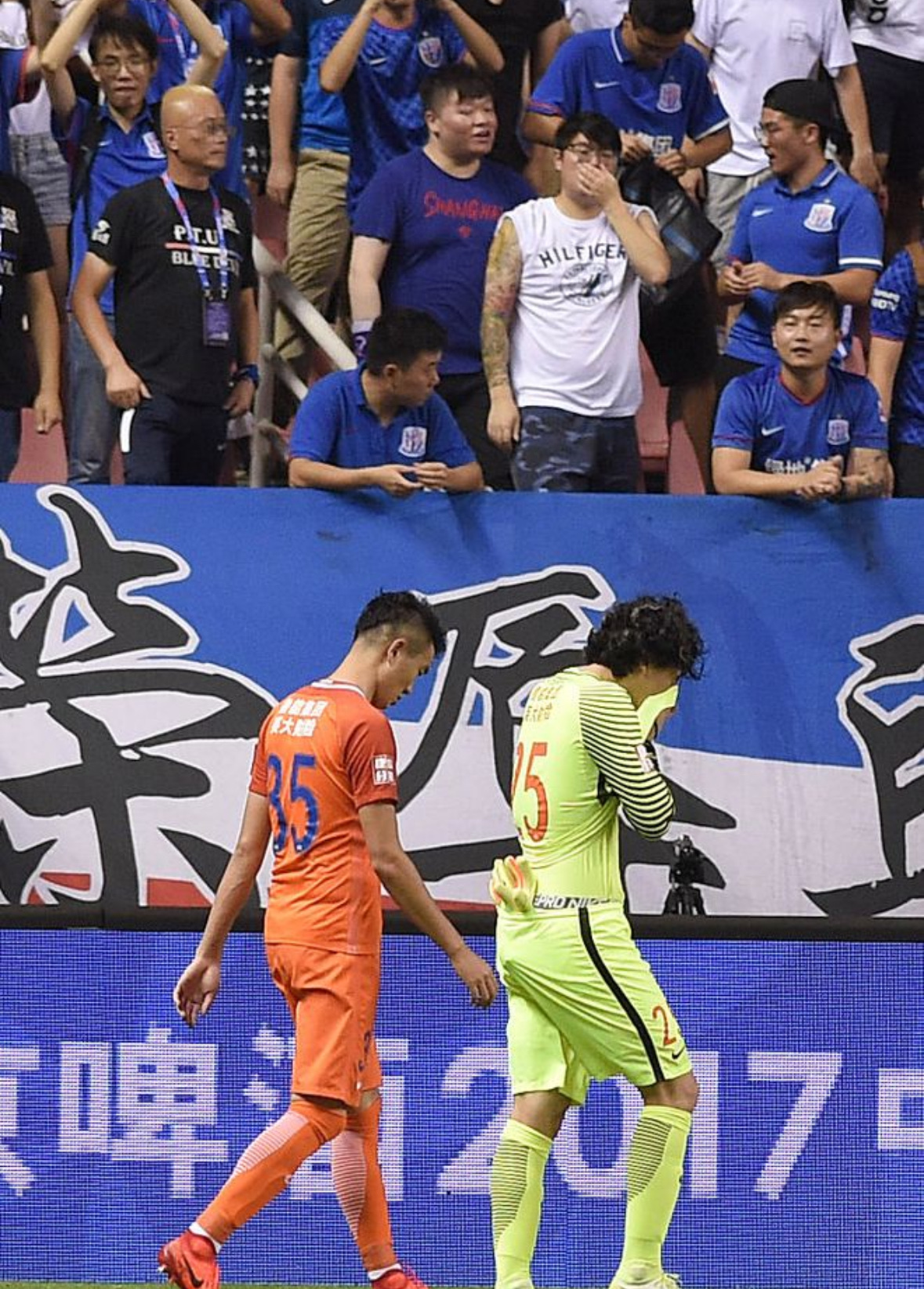 关于中超集结日再迎强敌，广东宏远再遭质疑，主帅态度——管理层满意，资深球员宣示担当的信息欧博